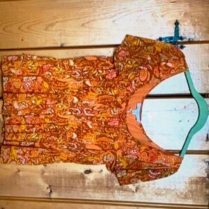 Flower patterned casual top